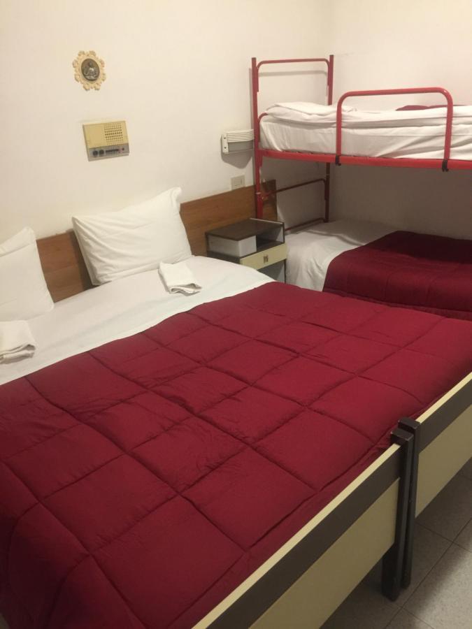 Hotel Sestriere Chianciano Terme Bagian luar foto